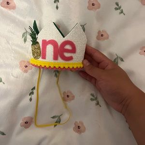 New pineapple birthday hat and high chair banner